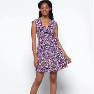 Sanctuary Johanna Wrap Dress in Petal Print NWT